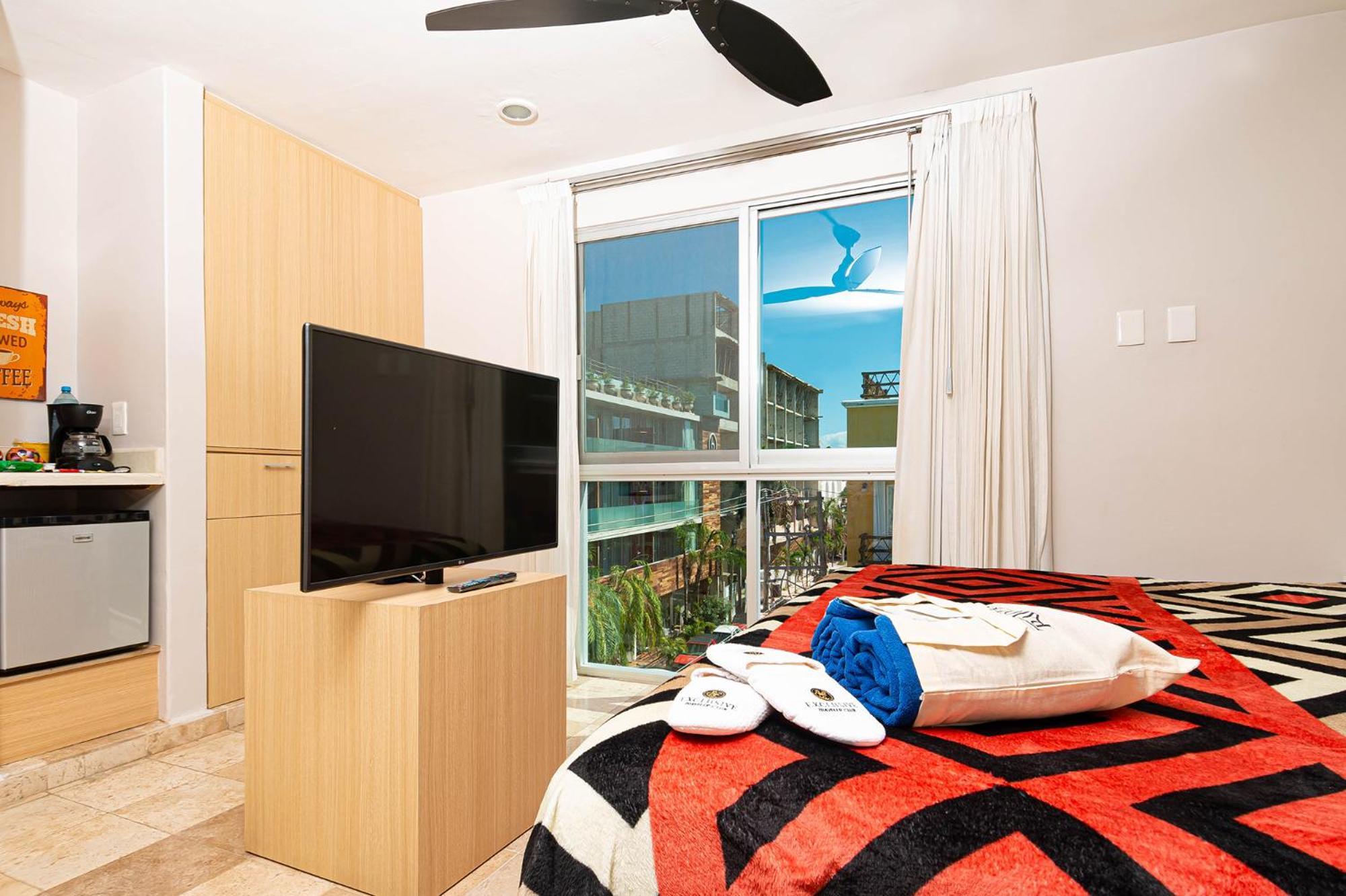 Chingon Anarchy Hotel & Roof Πλάγια Ντελ Κάρμεν Εξωτερικό φωτογραφία